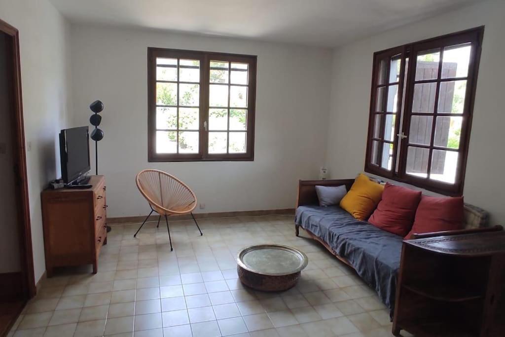 Appartement Au Fond Du Jardin Saint Jean du Pin Екстер'єр фото
